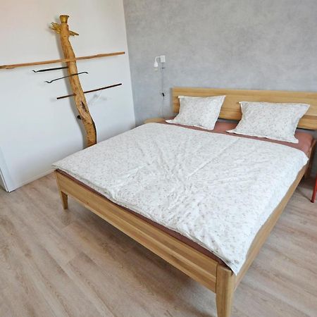 Apartman Polygon Valtice Bagian luar foto