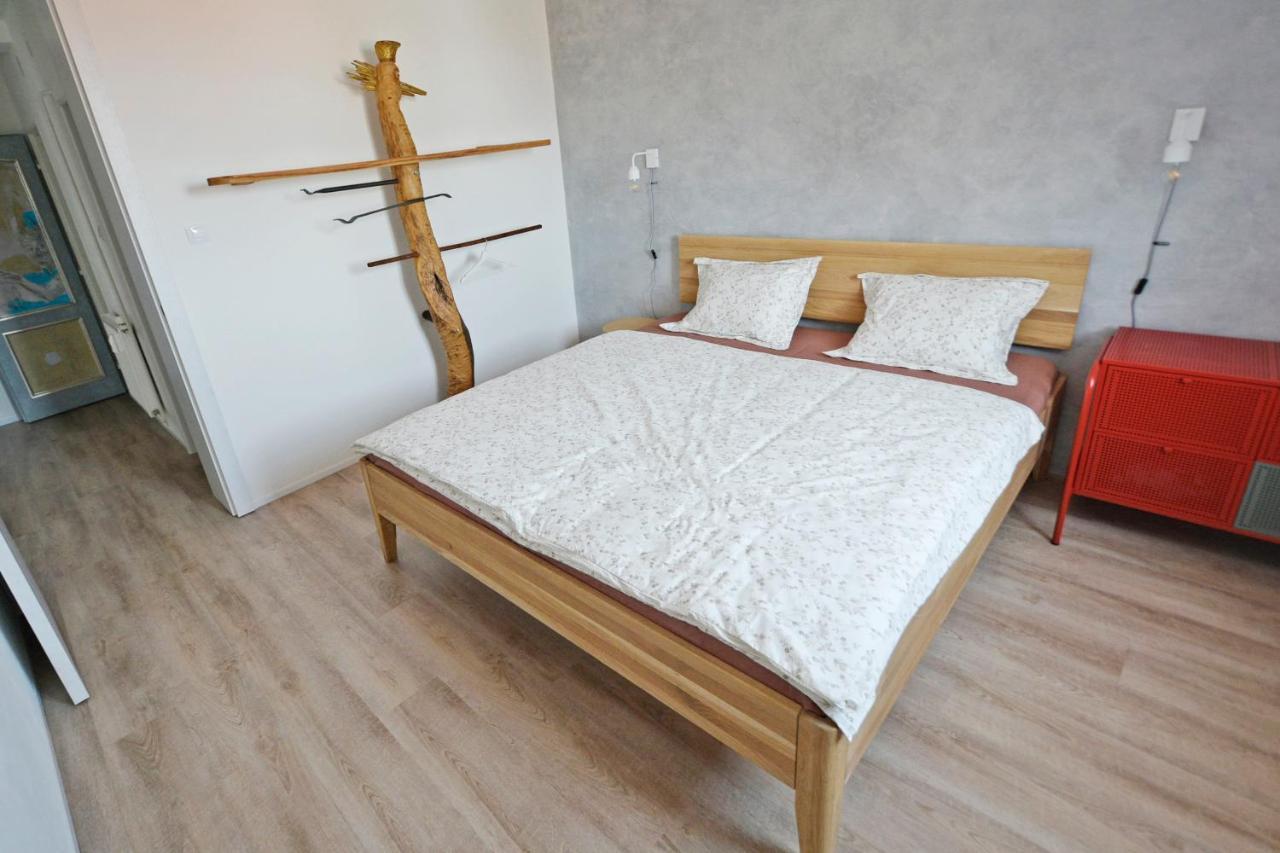 Apartman Polygon Valtice Bagian luar foto