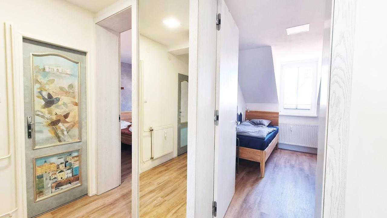 Apartman Polygon Valtice Bagian luar foto