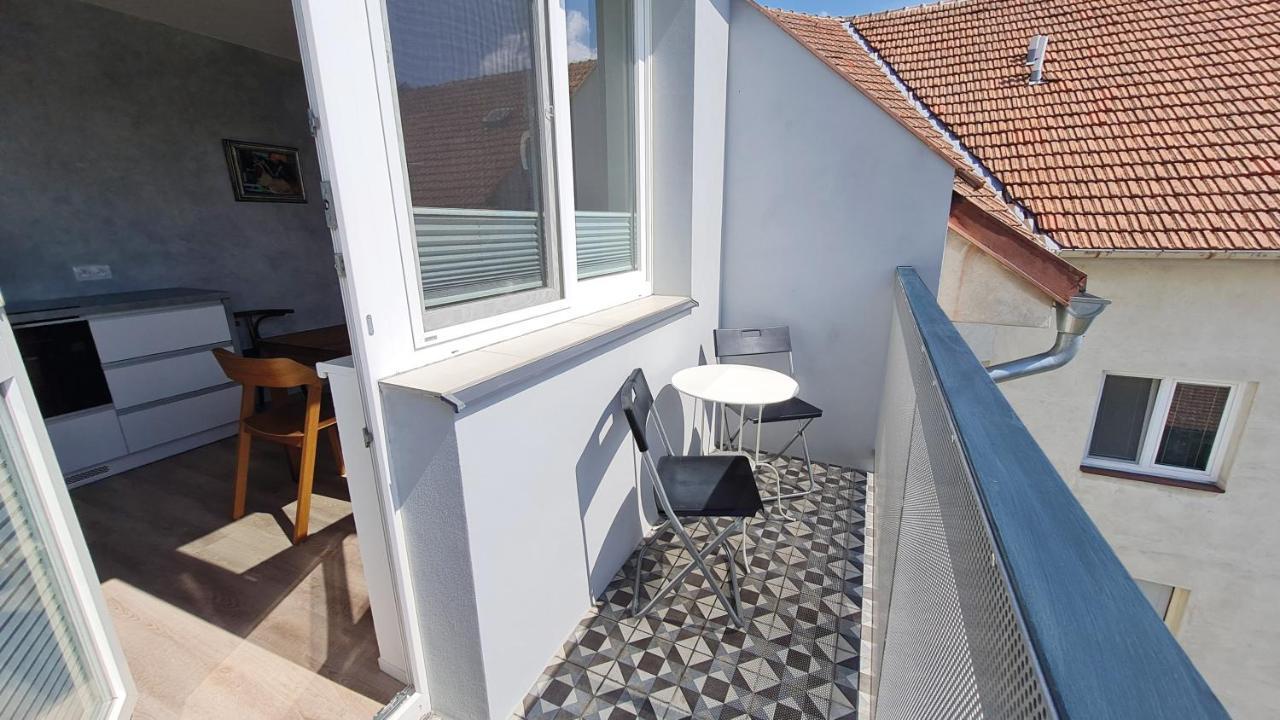 Apartman Polygon Valtice Bagian luar foto
